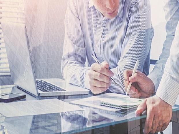 Analysts cautious on corporate earnings growth amid Covid-led lockdown